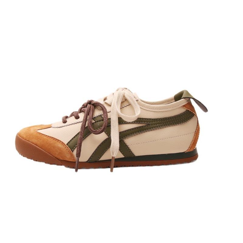Classic Retro Women's Flat Baseplate Shoes Women's New Leather Versatile Soft Sole Sports and Leisure Shoes Women
