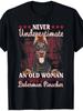 Dobermann Pinscher Grafik-T-Shirt für Herren & Damen - „Unterschätze niemals einen alten“