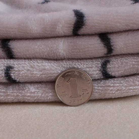 طقم ملابس بيجامة دافئة مكون من قطعتين من المخمل المرجاني للخريف والشتاء