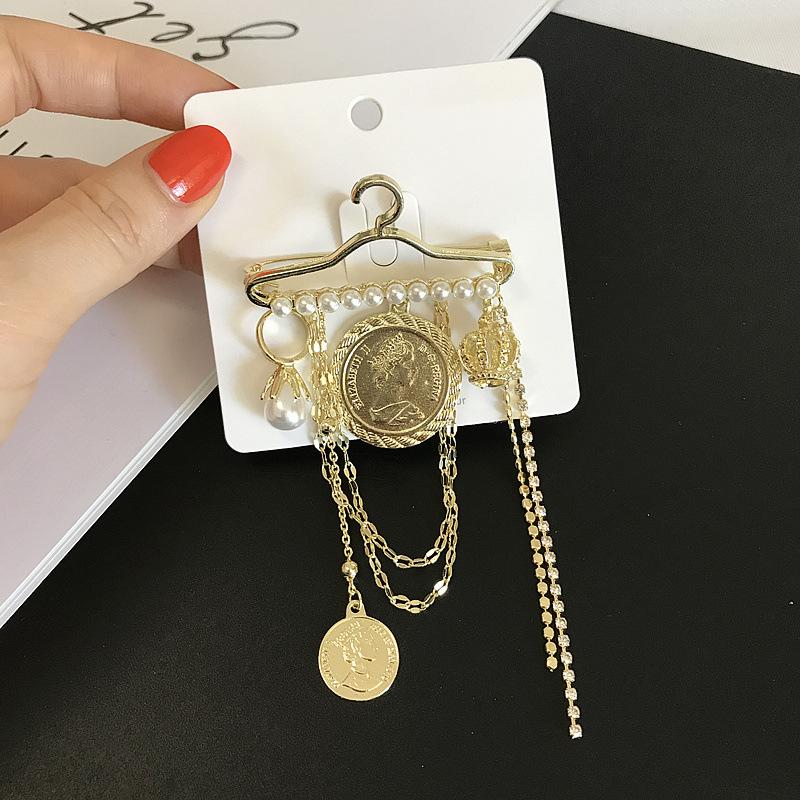 

Модные броши в корейском стиле с жемчугом и кристаллами, классические значки для женщин, элегантные броши-булавки с кисточками и цепочками, винтажная женская брошь для вечеринки, банкета