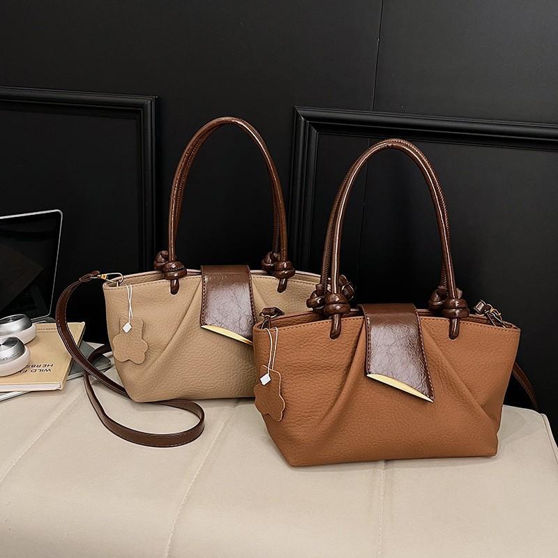 Stylish Korean Chic PU Tote Bag Women Soft Medium Size Crossbody Shoulder With Zip Interior Pockets