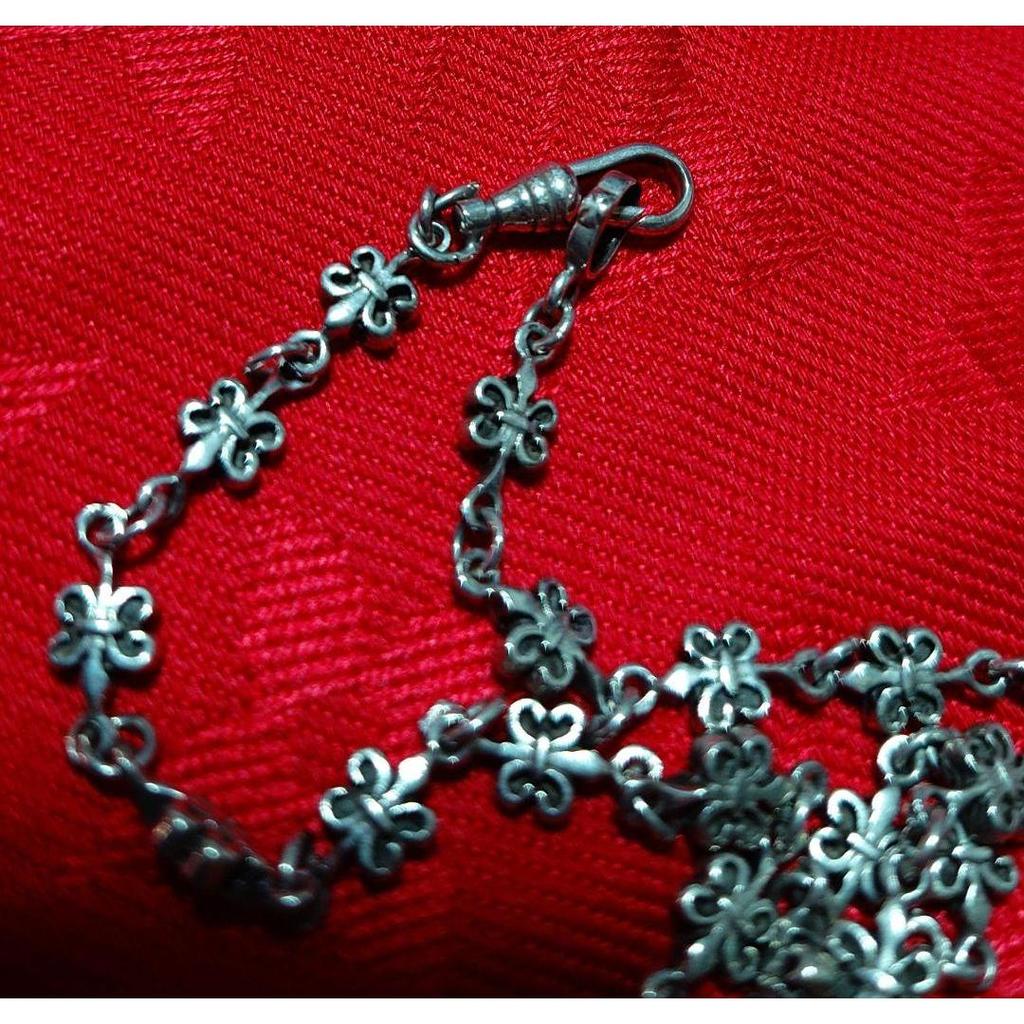 Used Laurie Rodkin Cross Pendant Necklace Silver Tone