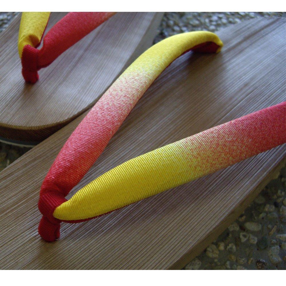 Kiso Nezuko Geta: Women's Geta with a Blurred Yellow-Red Pattern, a Traditional Craft Made in Japan, Carrying on 300 Years of Tradition