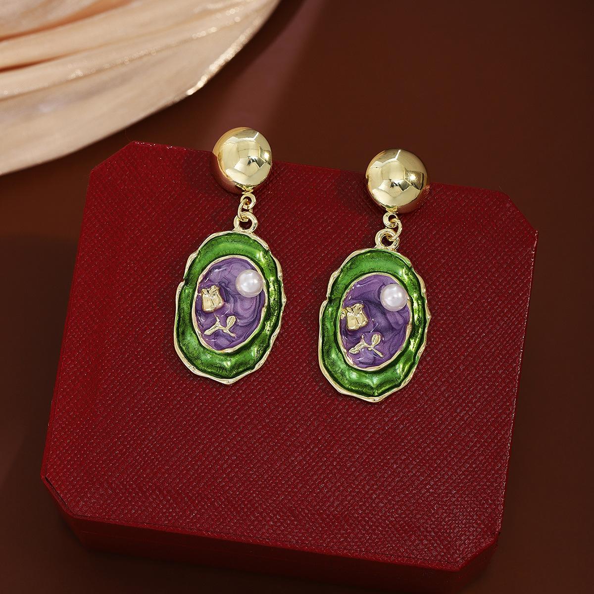 French Retro Green Purple Oil Drop Flower Pearl Earrings, Creative Artistic Sense Medieval Vintage Stud Earrings