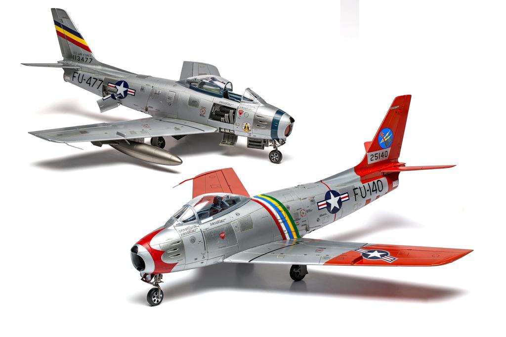 Airfix North American Sabre Plastikový model X8111 1/48 F-86F (Letoun)