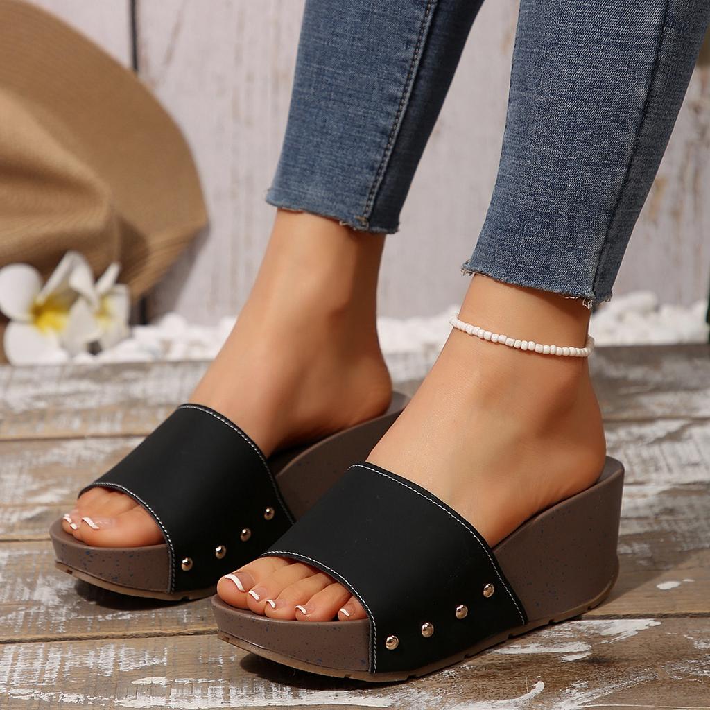 Neue Sommer-Slipper mit dicker Sohle, große Größe, Keilabsatz, dicke Sohle, ein Riemen, breiter Riemen