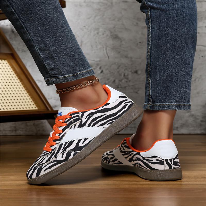 Leopard Print Shoes Woman Retro Trainers Casual Sneakers Women Trends 2025 Women's Skateboard Shoes Designer zapatillas de mujer