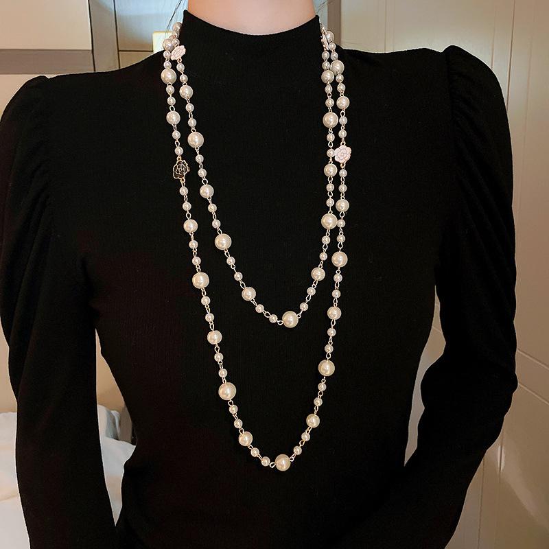 Korean Vintage Pearl Sweater Necklace - Autumn/Winter High-End Fashionable Accessory