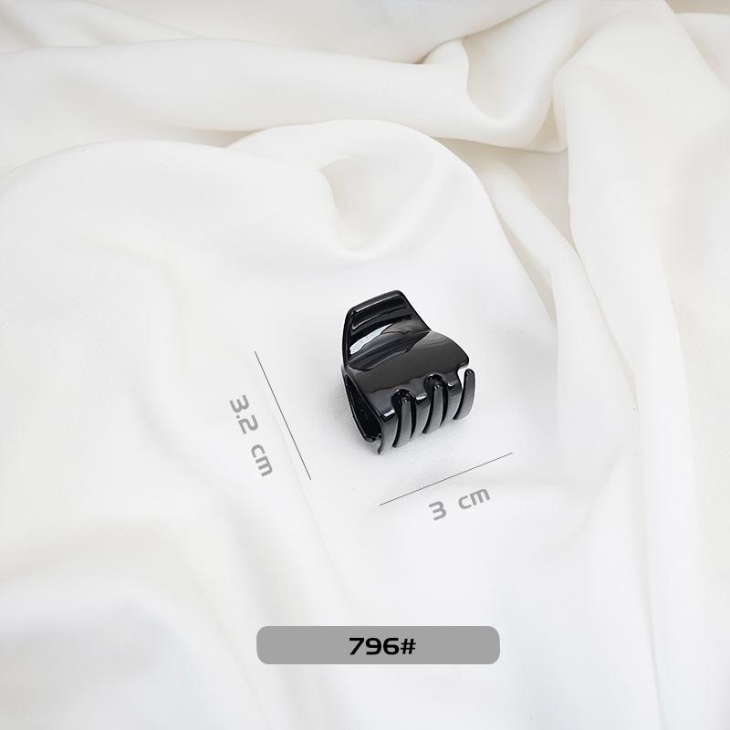 

Премиальная черная заколка-краб для волос с распылителем - стильный аксессуар для хвоста