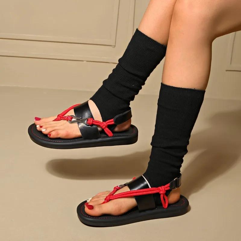 Fashion Summer 2025 New Flat Knot Versatile Flip Toe Herringbone Sandals Women