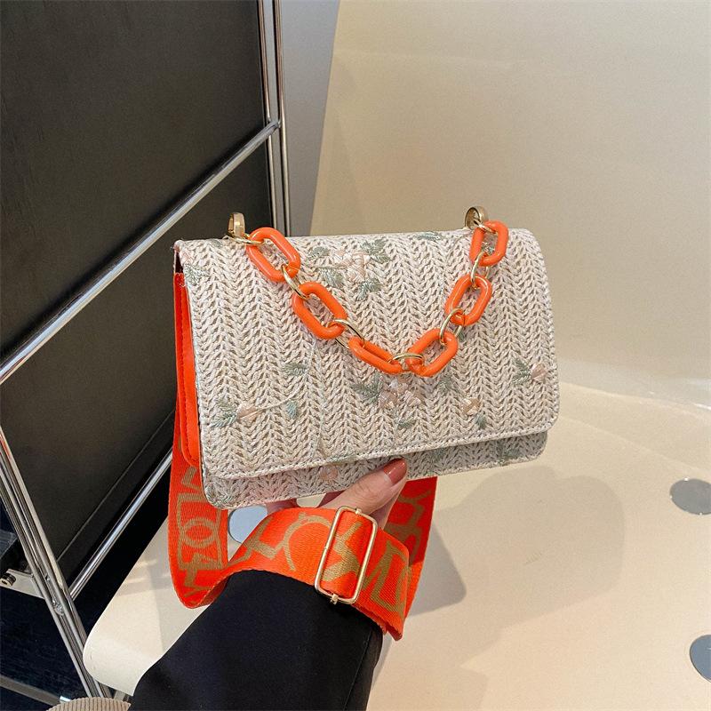 Fashion Grass Woven Shoulder Messenger Bag Handmade Braid Large Capacity Straw Bag Rattan Bohemian Handbags for Women AVE