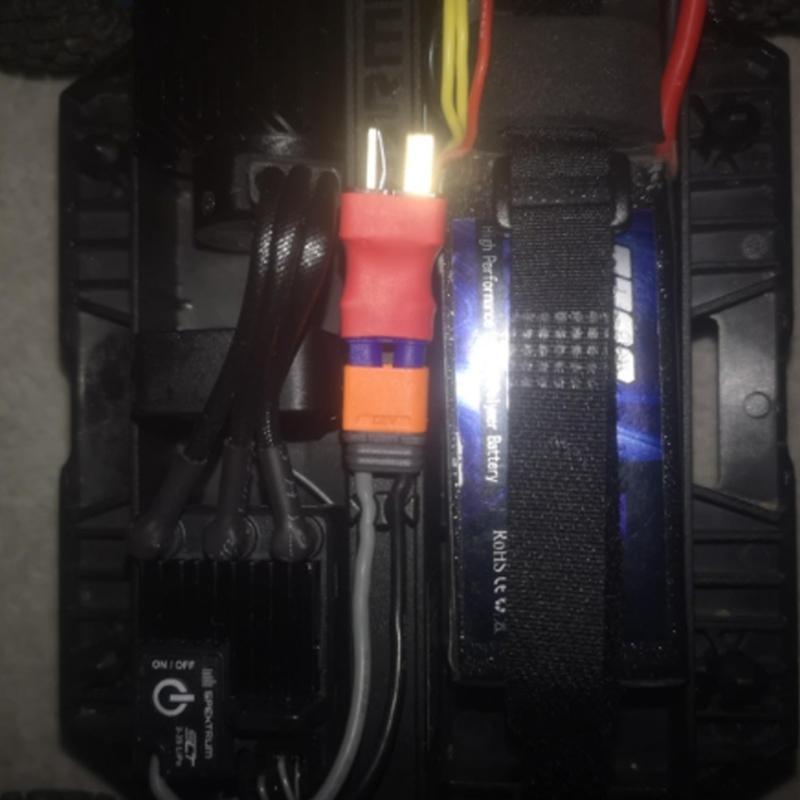 4 Stück EC2 auf T-Stecker Männlich Weiblich Fernbedienung Quadcopter Verbinder Adapter Ersatz für Heim- Außenanwendung Zubehör