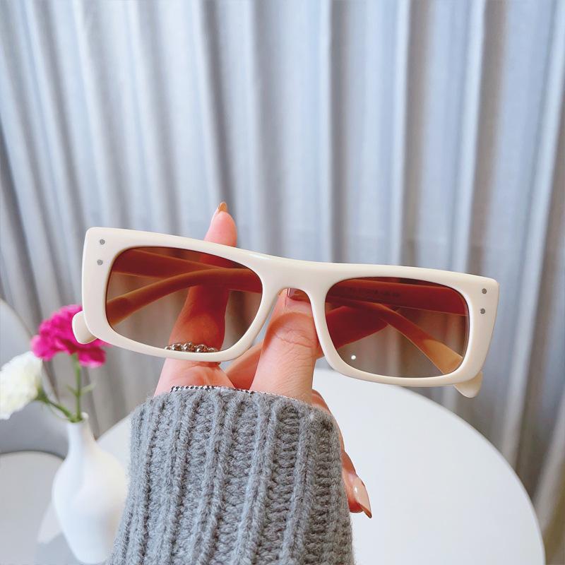 JYL TS Fashion Sunglasses Women UV Protection Slimming 97142 A-9971 chamoisee