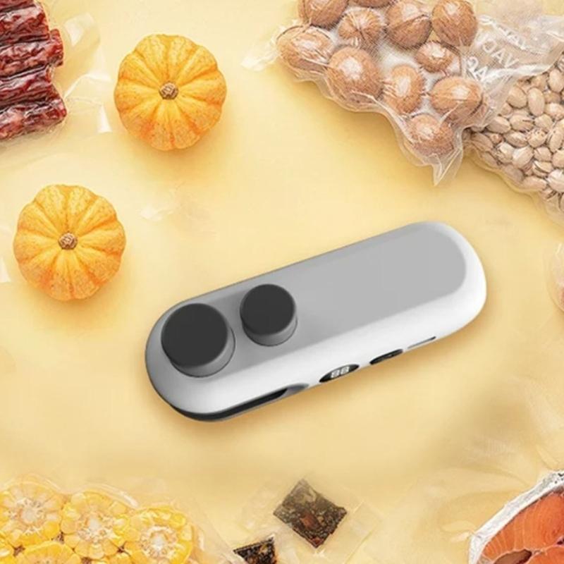 Small Portable Snacks Sealer Manual Sealing Tool Battery Food Preservations Tool Suitable for Home and Office Use