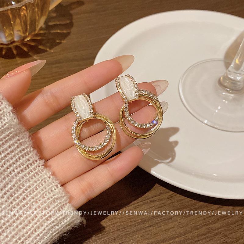 Years Multi-Layer Circle Earrings Femininity Flash Diamond Oil Drop Earrings Vintage Ears