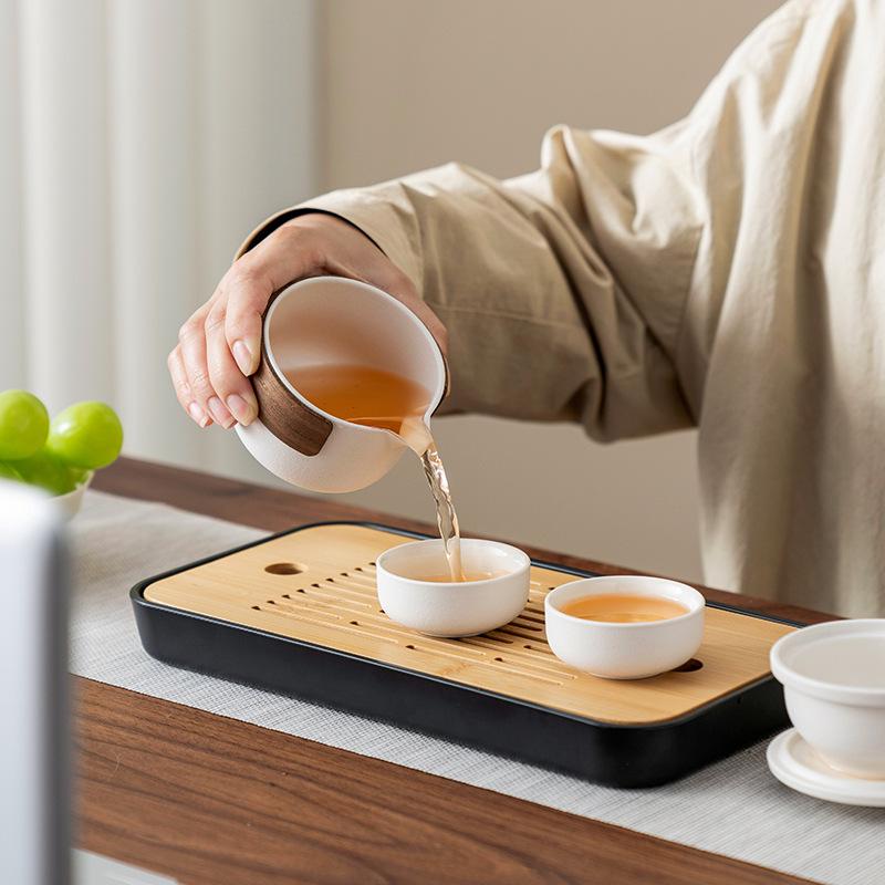 Ceramic Travel Tea Set: Portable Teapot with Two Cups - Perfect for Business Gifts & Holiday Souvenirs