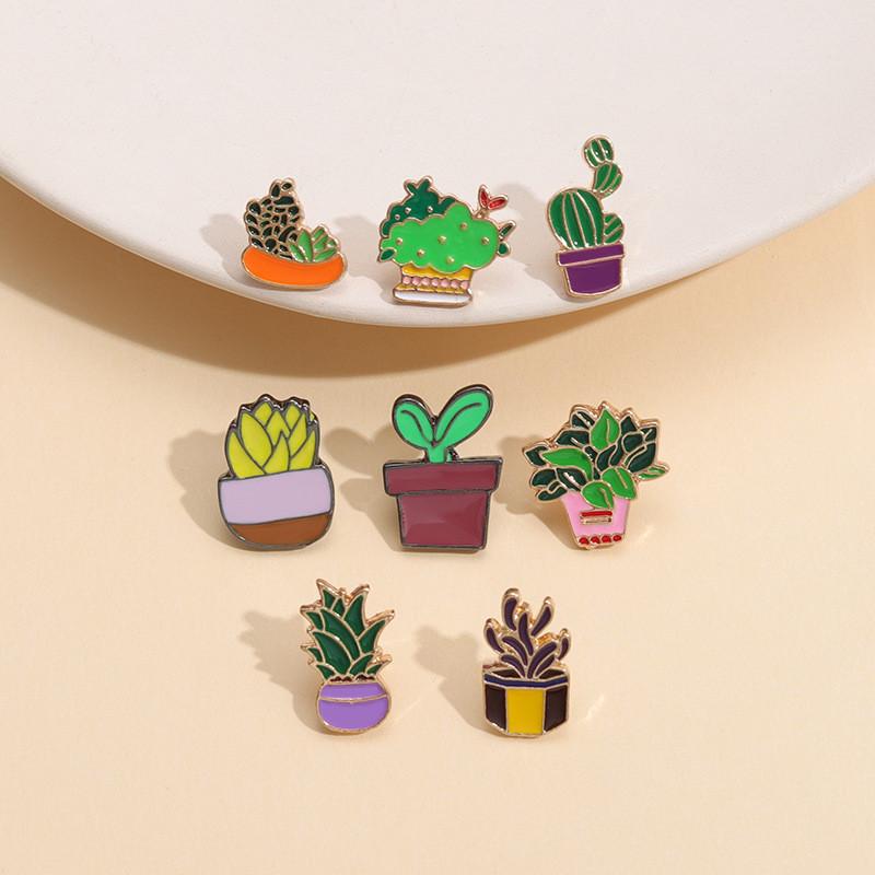 Charming Cartoon Mini Cactus Plant Brooch Alloy Badge For Fashionable Clothing Accessories