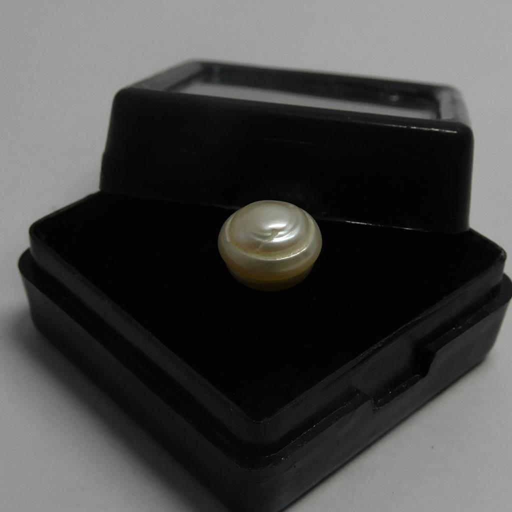 Natural Sea Pearl CERTIFIED Loose Gem 2.35 Carat White Mabe Excellent Fancy Cut p-3006-h
