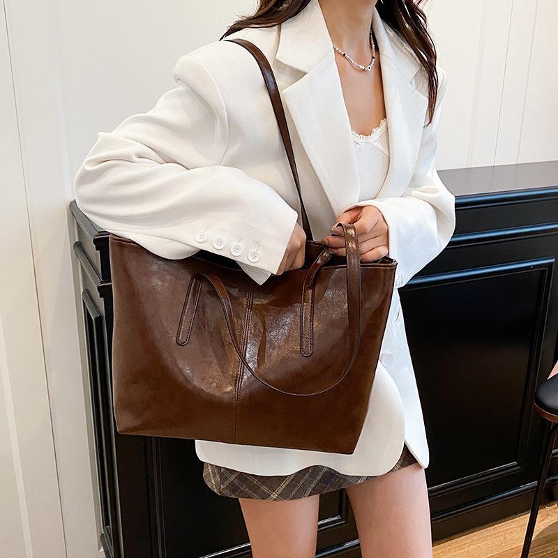 Autumn commuter fashion women's bags, new versatile pu tote bags, textured large-capacity women's shoulder bags