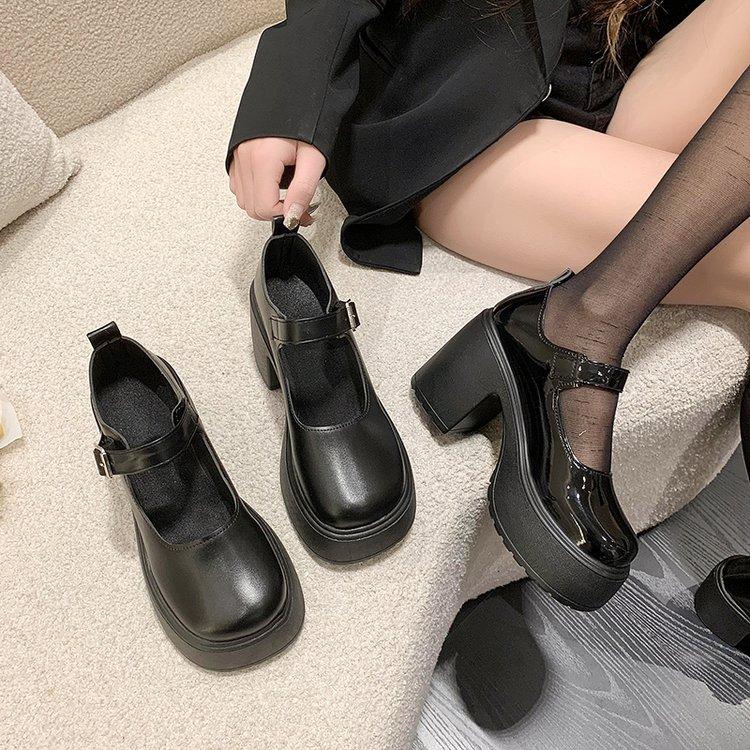 Fashion Lolita Shoes Branded Pumps Sandals Ladies Square Heel Shallow Mouth 2025 Round Toe Women's Sneakers on Thick Soles Mary Jane Fas