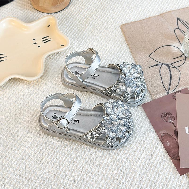 

Bling Children s Sequins Sandals Girls Sweet Bow Rhinestone Princess Shoes Fashion Non-slip Kids Flower mary jane Sandals J04112 22 серебряный