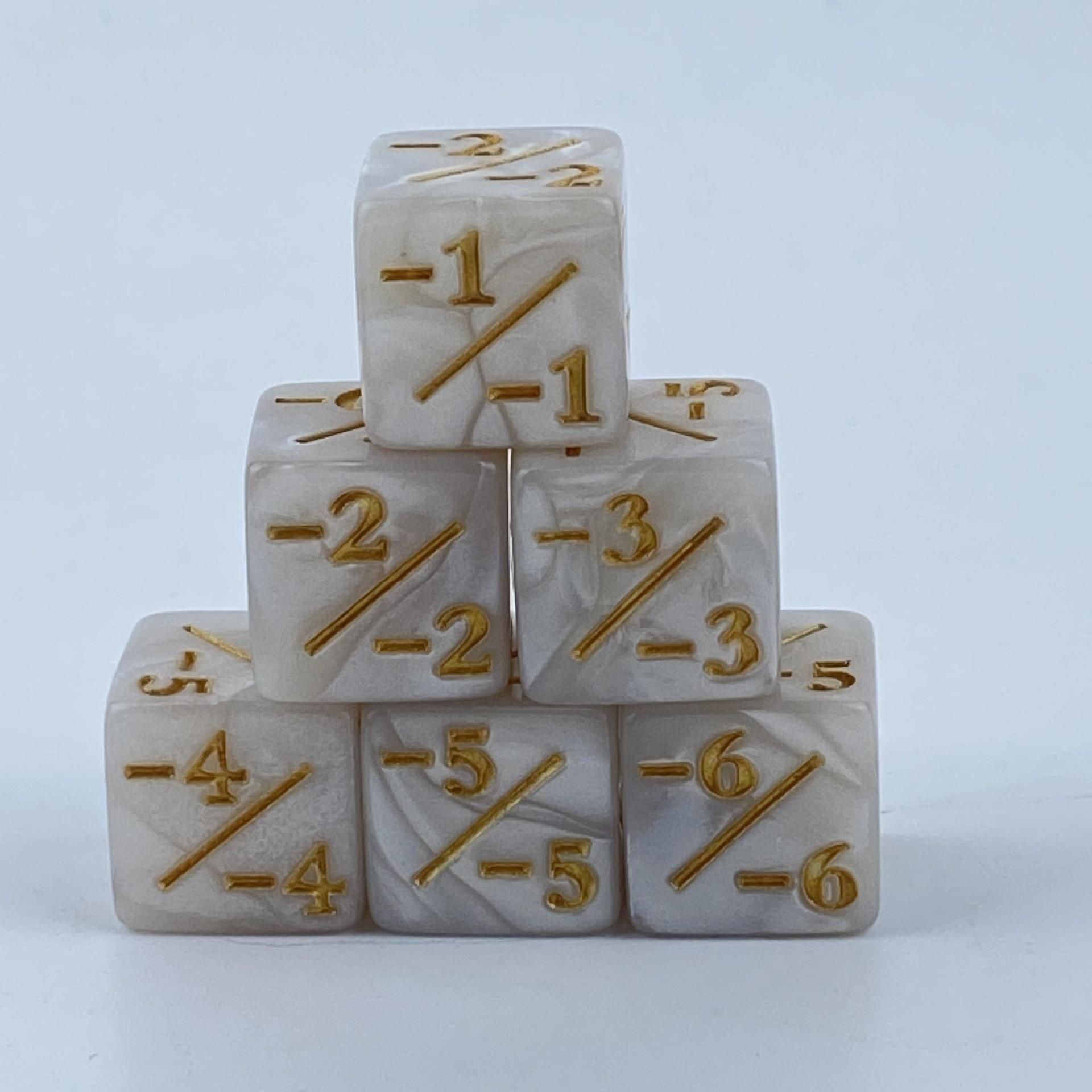 

10Pcs 16Mm 6 Side Dice Counters +1/-1 Dice Kids Toy Counting Dice For Mtg Magic The Gathering Card Gaming Token & Loyalty Dice белый