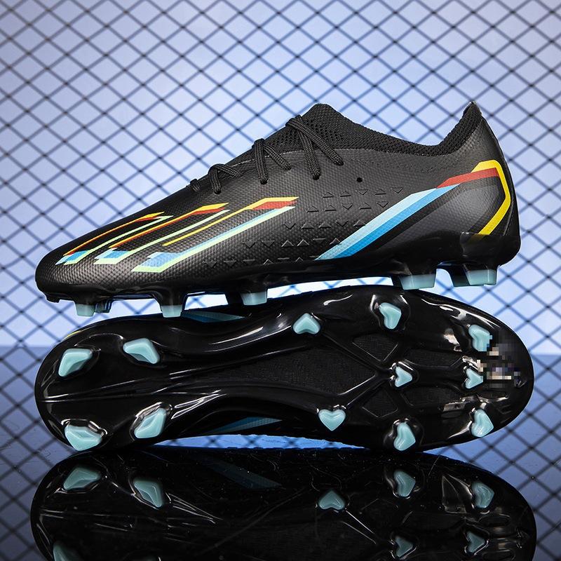 Football shoes men's one nail seamless adult training students new fly-woven sports broken low-top 2025 long nails