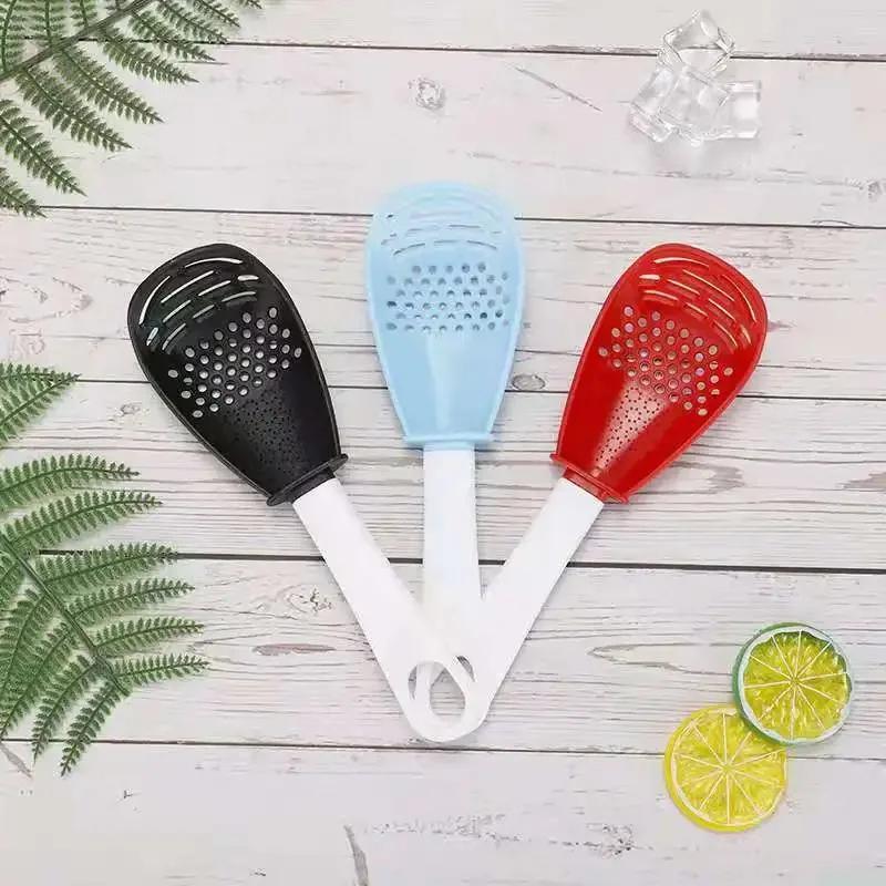 Innovative Potato Garlic Press, Heat - resistant Colander Spoon, Multifunctional Kitchen Cooking Spoon with Hanging Hole