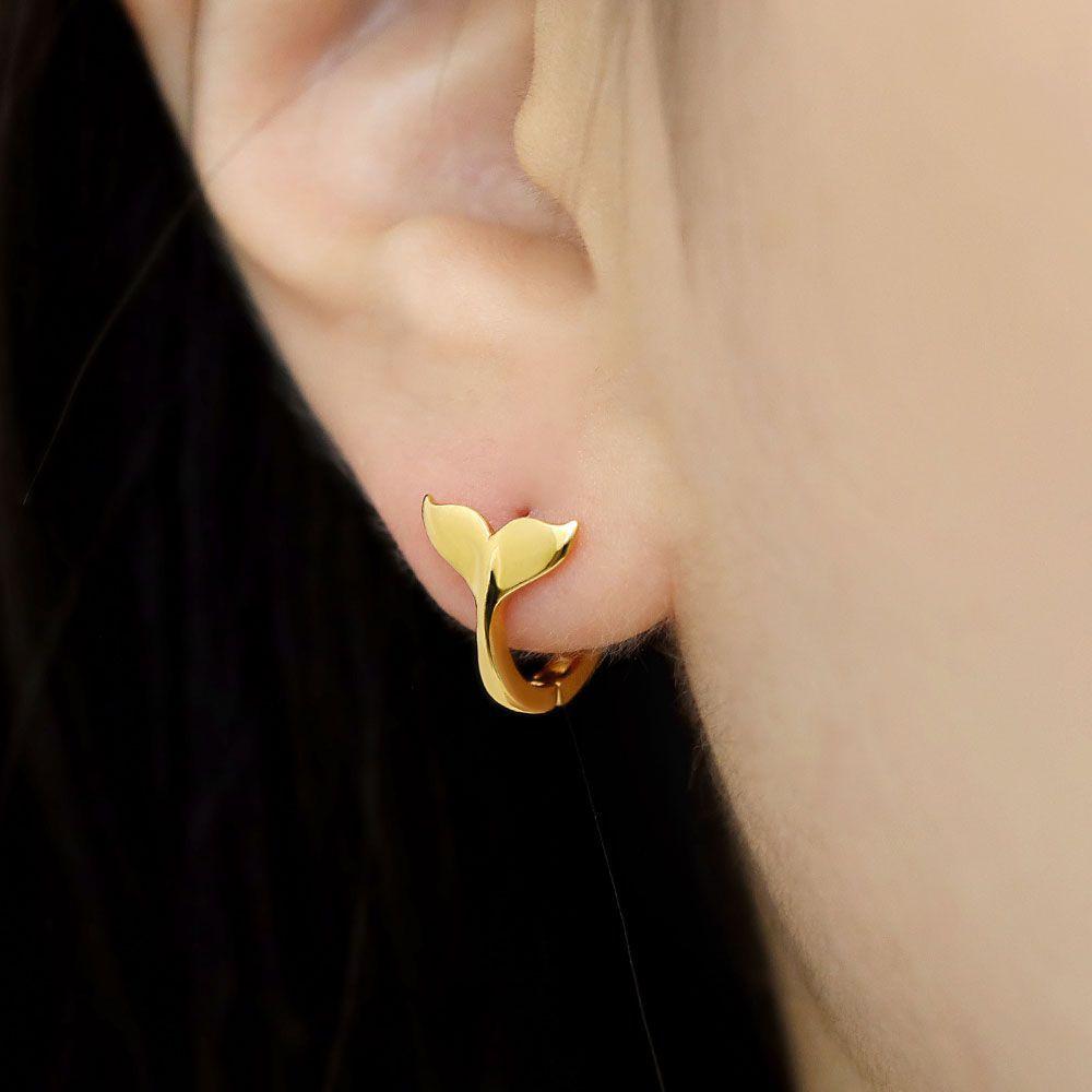14K Gold Pin Gold One-Touch Ring Whale Tail Earrings