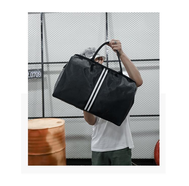 Unisex Large Carry-on Travel and Gym Bag