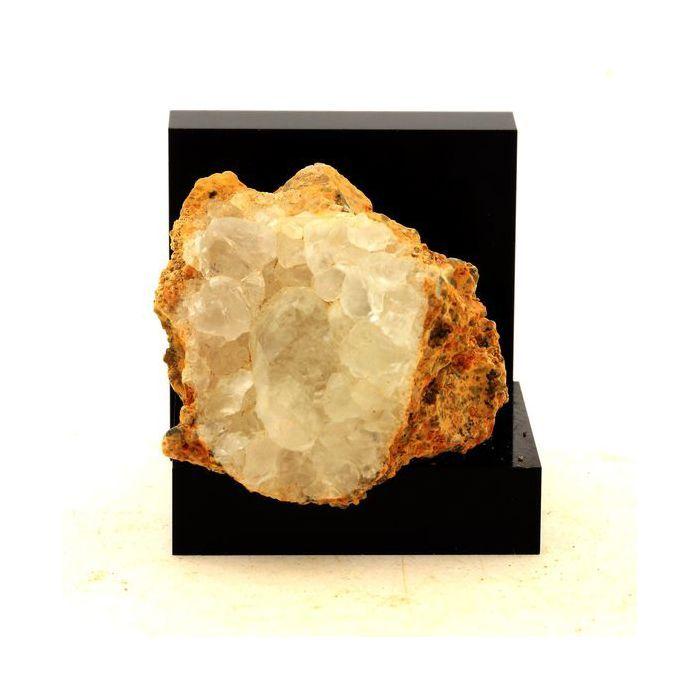 Pierres et Minéraux. Calcite ""Diamant"". 211.5 ct. Gave de Pau, Pyrénées-Atlantiques, France.