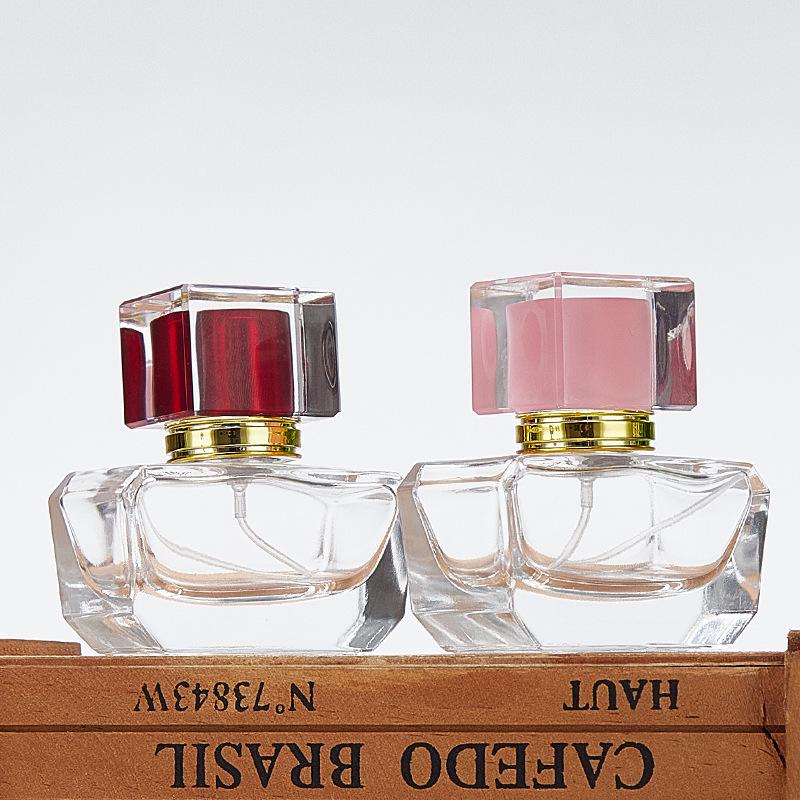 30ml Transparent Glass Perfume Bottle with Thick Base and Spray Nozzle