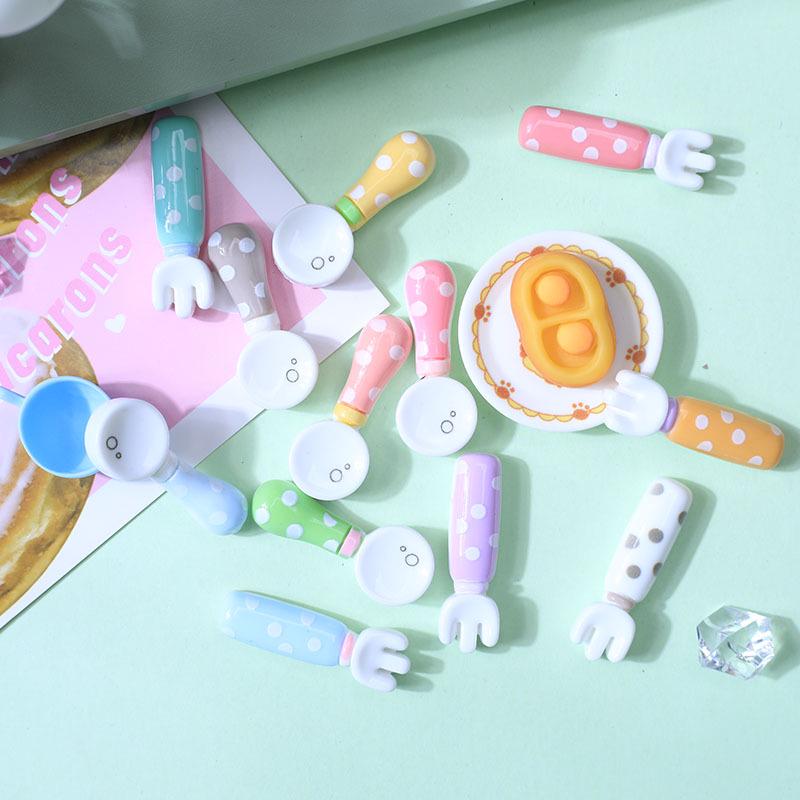 Cartoon Series DIY Phone Case, Hair Clips, Ties & Pencil Box Kit