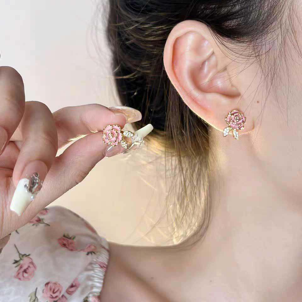 Koreanischer Stil Nicht-Piercing Ohrclip mit langem Quaste, Perlmutt Schmetterlings Design für Damen - High-End, Coole Mode.