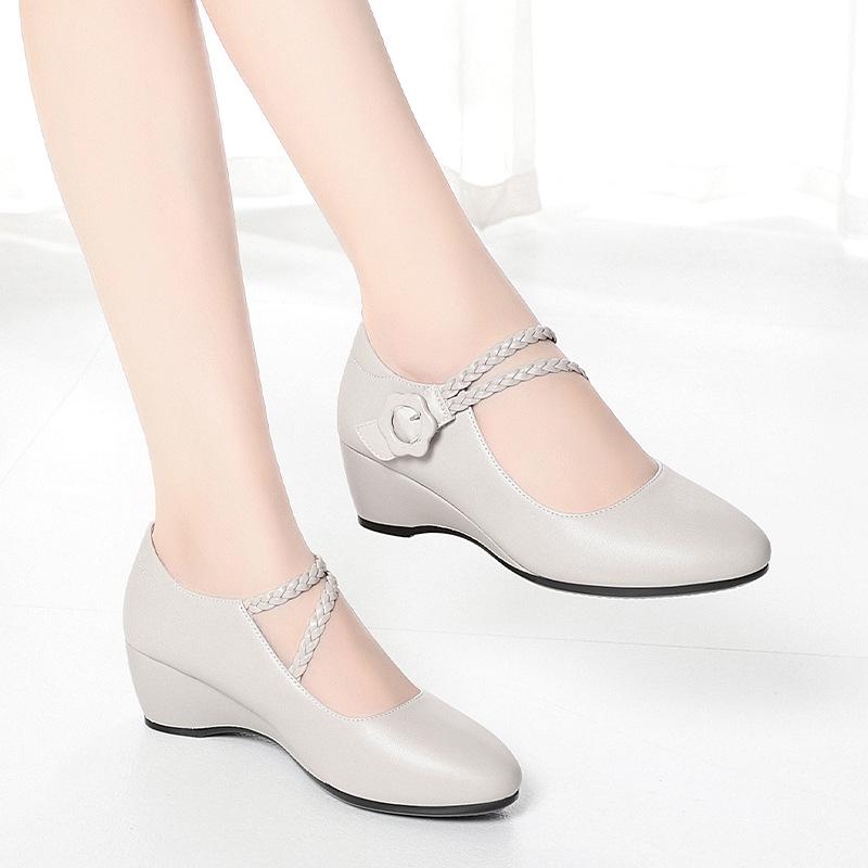 Women's Soft Sole Wedge Heel Cheongsam Shoes - Comfortable Leather for Middle-Aged & Elderly
