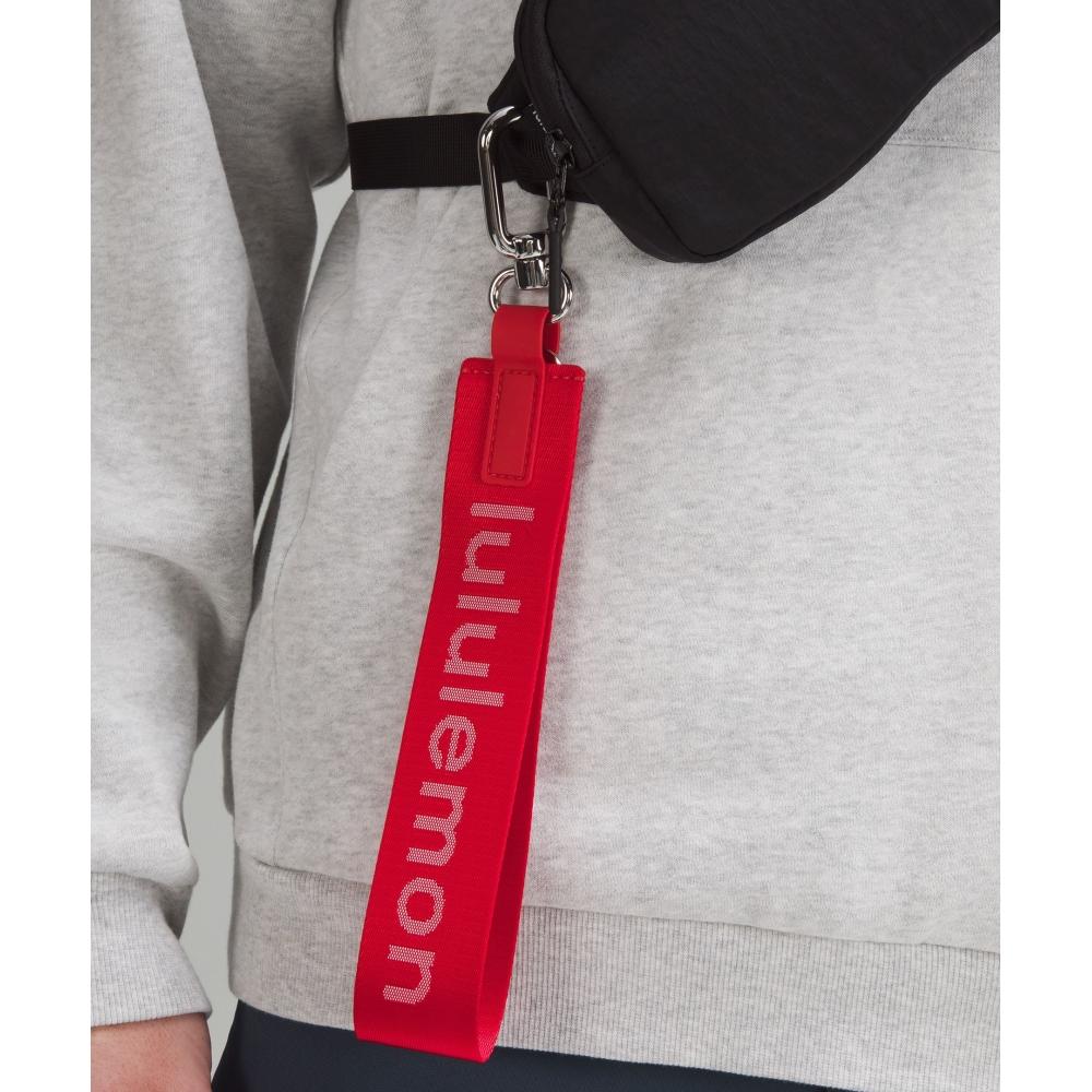 Lululemon Never Lost Schlüsselanhänger Lulu Rot Weiß