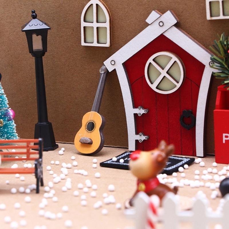 Miniature Glowing House Christmas Decoration Set With Removable Parts for Holiday Displays