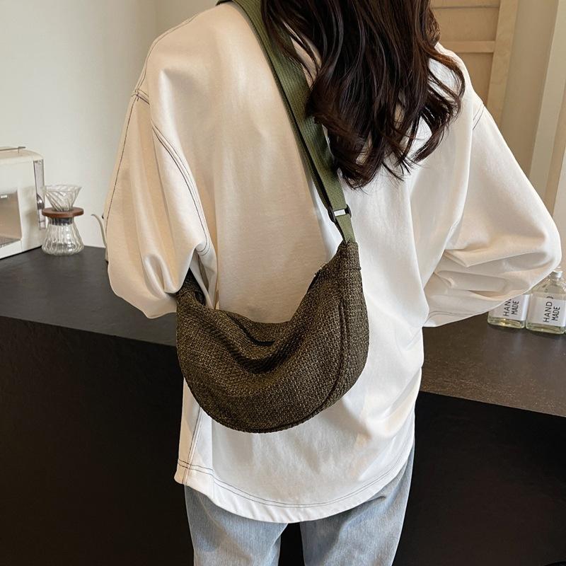 Large capacity casual simple dumpling bag women's autumn fashion popular shoulder bag solid color versatile messenger bag