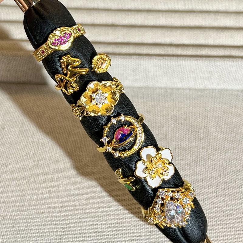 2026 Japanese Symphony Universe Personality Light Luxury Geometric Flower Ring Women's Horse Rich Simple Temperament Ring