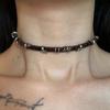 Halsband & Hängen – Chokers
