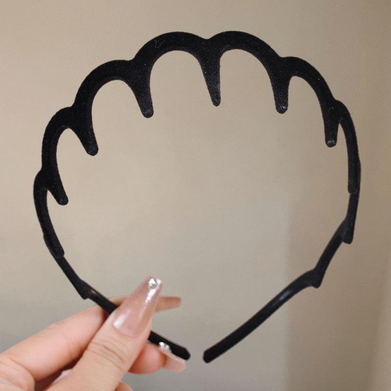 Hairband for Women with Teeth for Face Washing, Non-slip and Wavy Hairpins