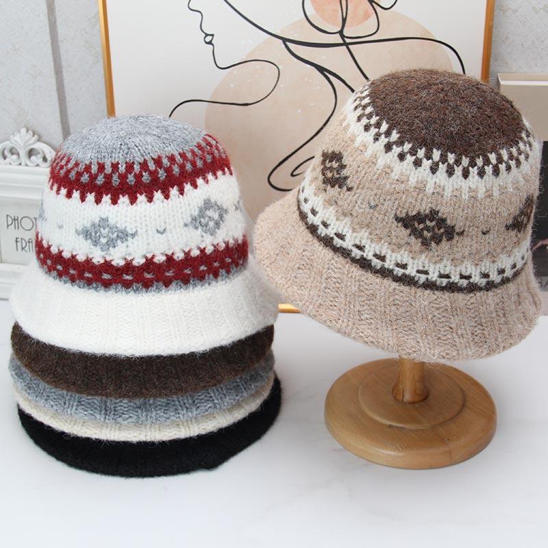Vintage Fair Island jacquard knitted bucket hat women's autumn and winter thickened warm wool hat showing face small bucket hat