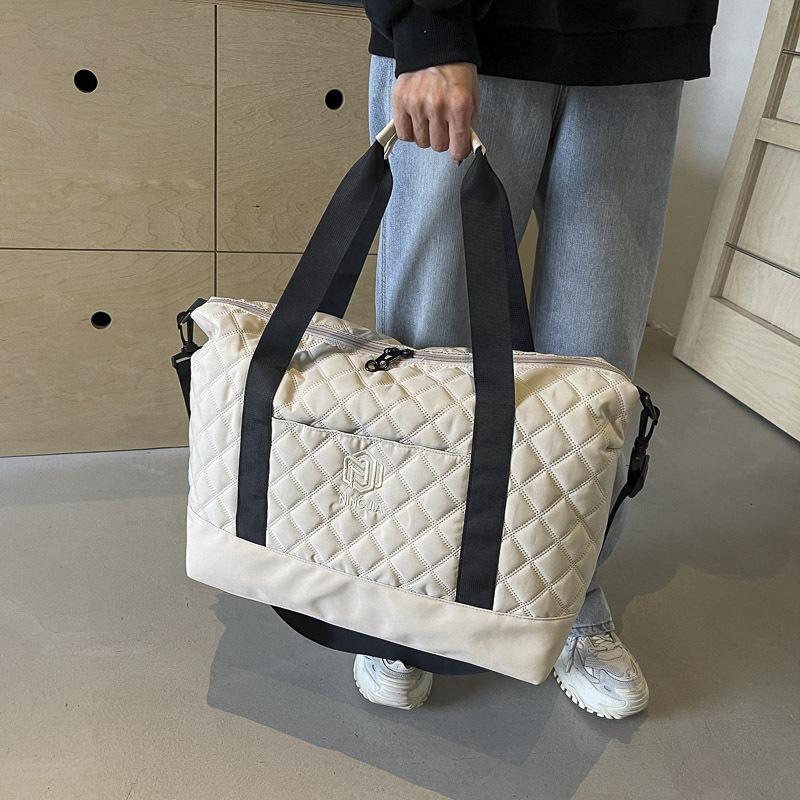 Women's diamond foreign style versatile dry and wet separation fitness bag going out simple decompression portable travel bag can be set with tie rod