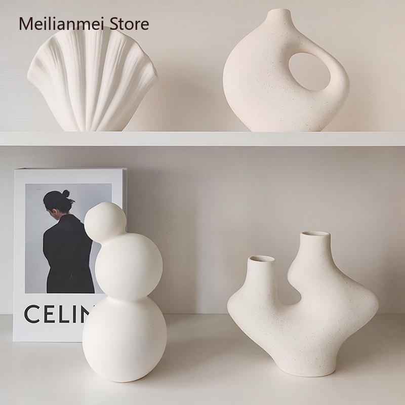 Lrregular-shaped Frosted Ceramic Vase, Artistic Decorative Soft Furnishing Ornaments for Living Room TV Cabinet Home Decor Vases
