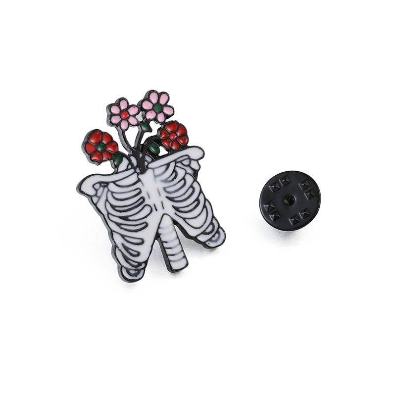 Skull Rose Flowers Enamel Pins Gothic Flower Skeleton Brooch Denim Backpack Lapel Pin Punk Dark Badge Jewelry for Men Women Gift