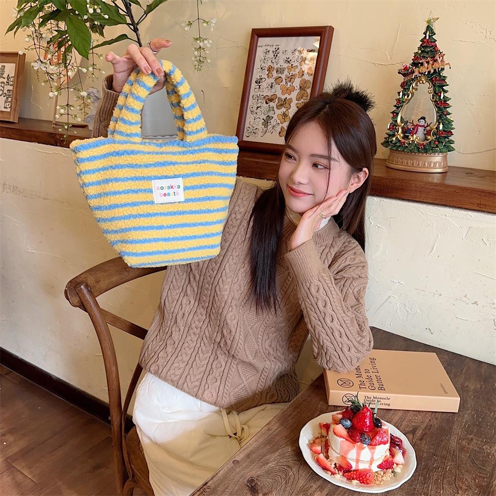 2023 Winter Fashion Women's Plush Polka Dot Handbag - Cute and Stylish for Work or Commute