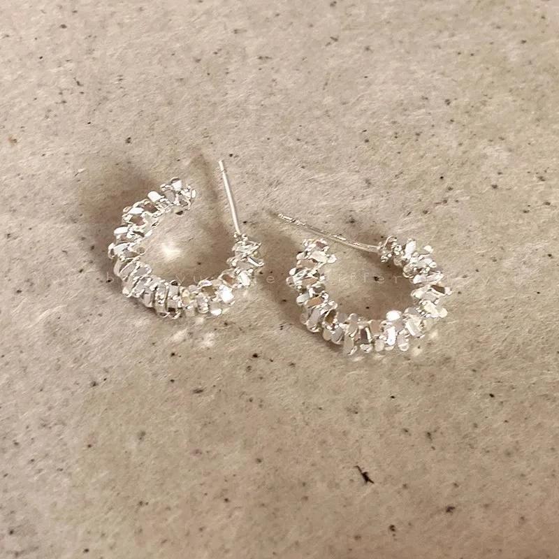 

New Cute Fashion Trend Unique Design Elegant Exquisite Charm Minimalist Irregular C Shape Earrings Female Jewelry Party Trend