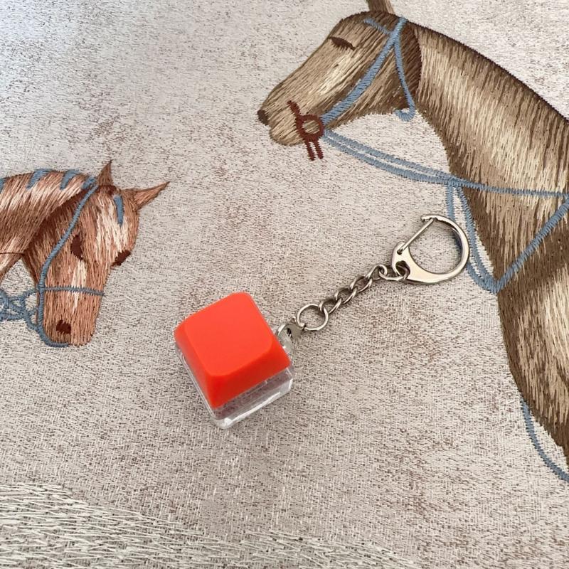 Led Keyboard Key Chain Toy Stress Relief Diy Button Finger Keyboard Caps Toy Small Gifts Small Gadgets Keychains