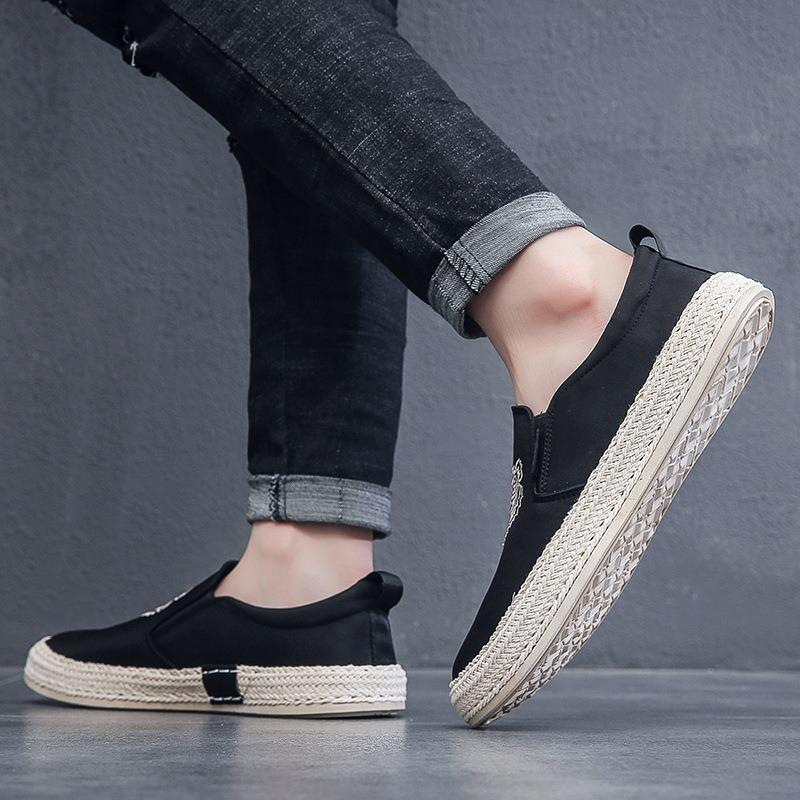 Summer New Umbrella Cloth Breathable Men's Casual Single Shoes Versatile Trendy Men's Foot Lazy Shoes Men's Cloth Shoes Soft