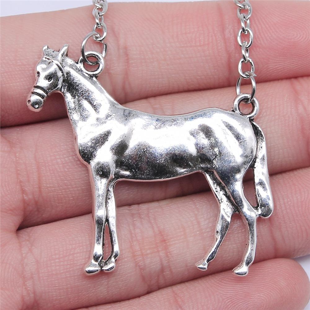Fashion Vintage 2 Colors 41x41mm Steed Horse Pendant Necklace For Women Men Long Chain Necklace Jewelry Accessories
